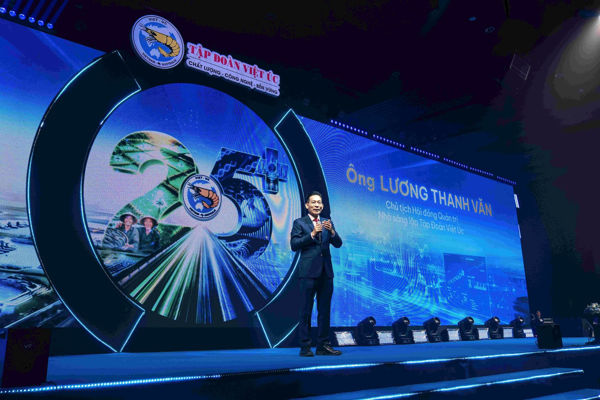 “Vua tôm giống” đặt mục tiêu doanh thu 1 tỷ USD vào 2030: Hơn 1 triệu bản ghi dữ liệu di truyền, đưa công nghệ Việt Nam ra thị trường quốc tế- Ảnh 3.