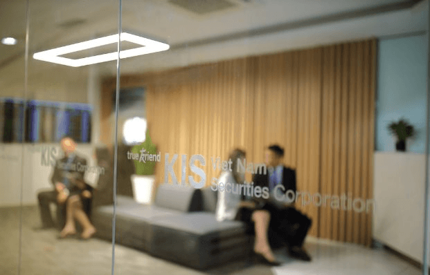 KIS Việt Nam nộp ngân sách 395 tỷ đồng năm 2025, tăng gần 23%- Ảnh 4.