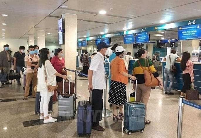 Cơ quan Thuế thông báo: Tất cả các cá nhân có tên trong danh sách sau đây bị tạm hoãn xuất cảnh- Ảnh 1.