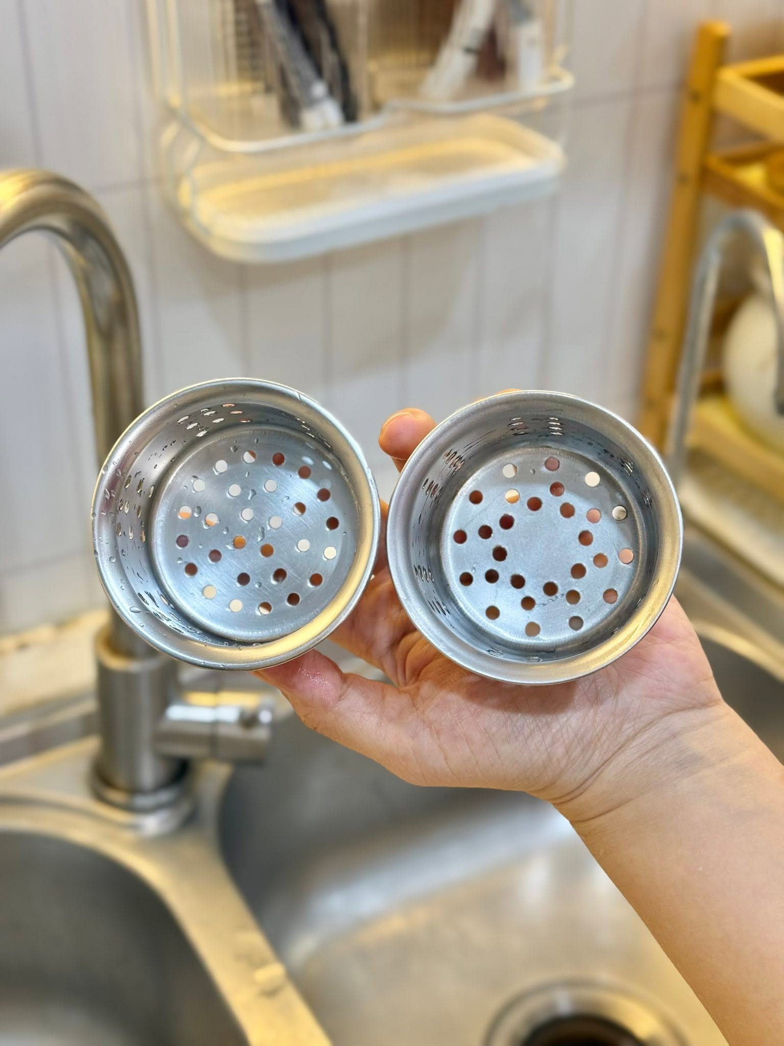Mẹ đảm Hà Nội biến bếp hẹp thành không gian gọn gàng với bí kíp dọn dẹp 3 phút - Ảnh 9.