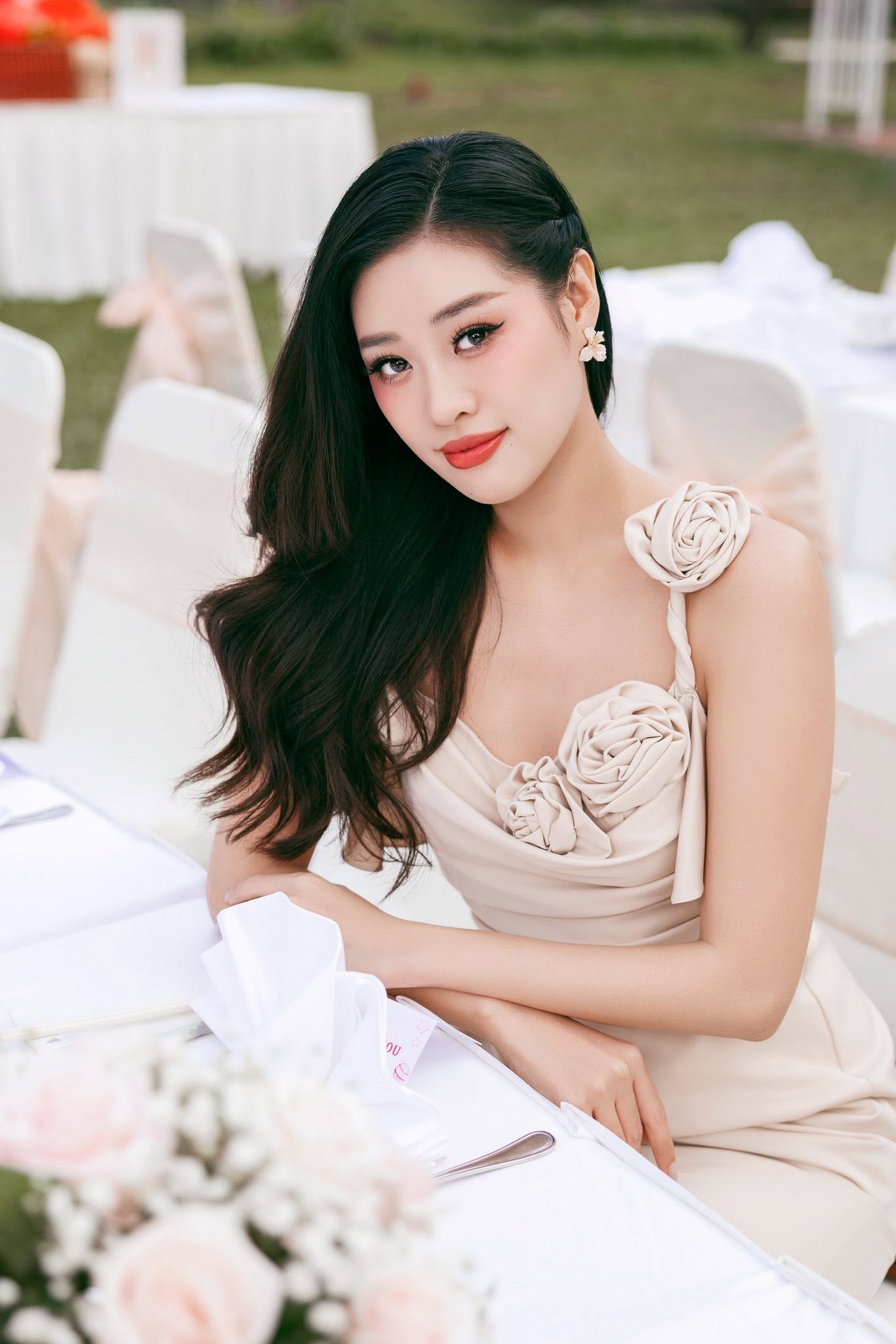 Hoa hậu Việt Nam được truyền thông Trung Quốc ca ngợi là 
