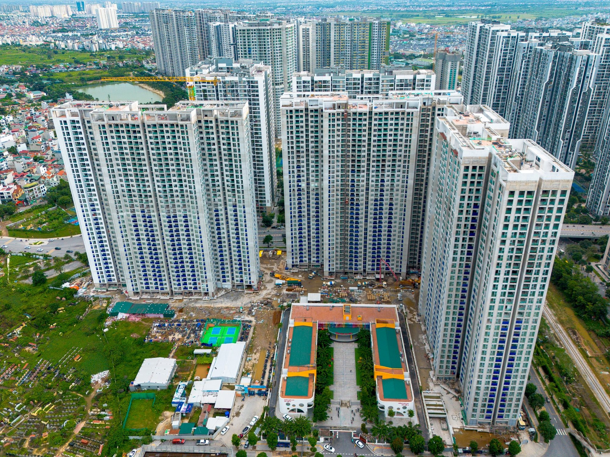 Thị trường chung cư Hà Nội từ nay đến cuối năm 2026 sẽ diễn biến ra sao?- Ảnh 1.