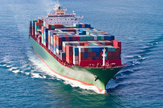 Xuất khẩu 1 triệu container mỗi năm, doanh nghiệp thủy sản đau đầu về chi phí logistics: Cước vận chuyển sang Mỹ có lúc tăng vọt gần 10.000 USD/container- Ảnh 1.