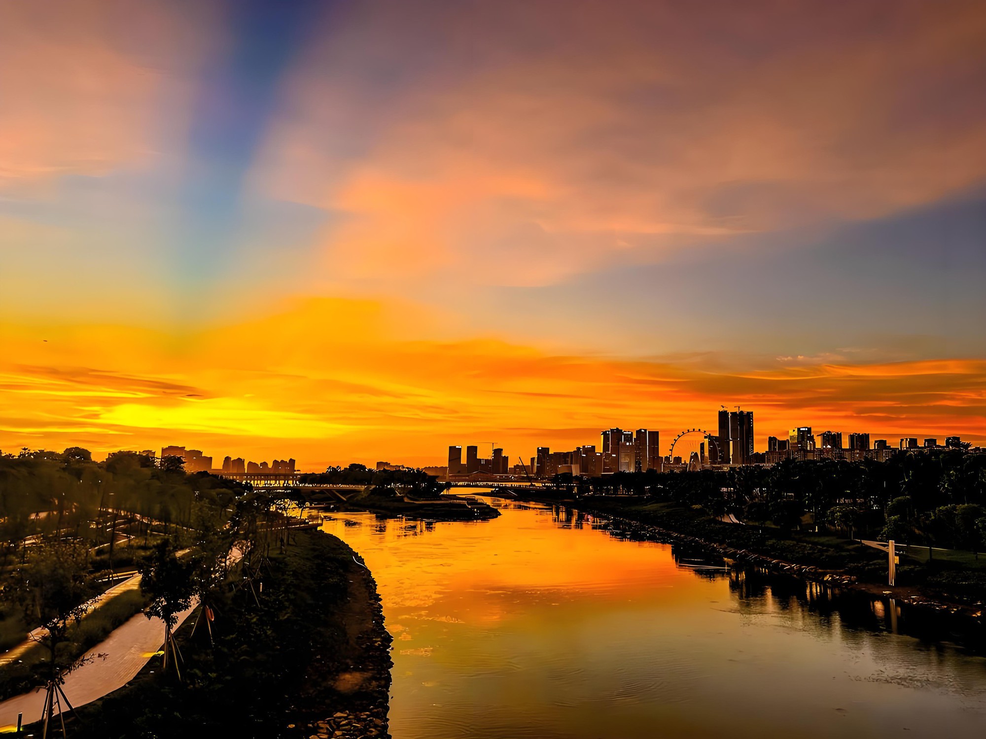 Vì sao bầu trời có màu xanh?- Ảnh 2.