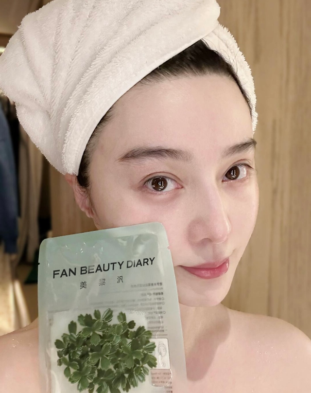 Phú bà livestream bán mặt nạ kiếm trăm tỷ, quá khứ bị phốt "làm màu" trong phòng thí nghiệm- Ảnh 8.