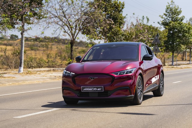 Một mẫu xe ở Việt Nam tăng doanh số 75 lần sau cú giảm giá gần 1 tỷ đồng- Ảnh 1.