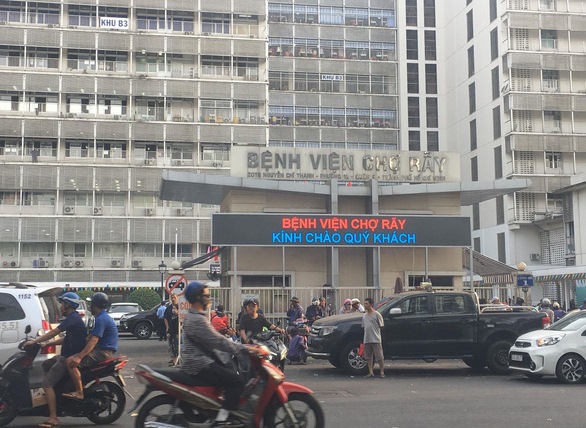 Bệnh viện Chợ Rẫy phát cảnh báo- Ảnh 1.