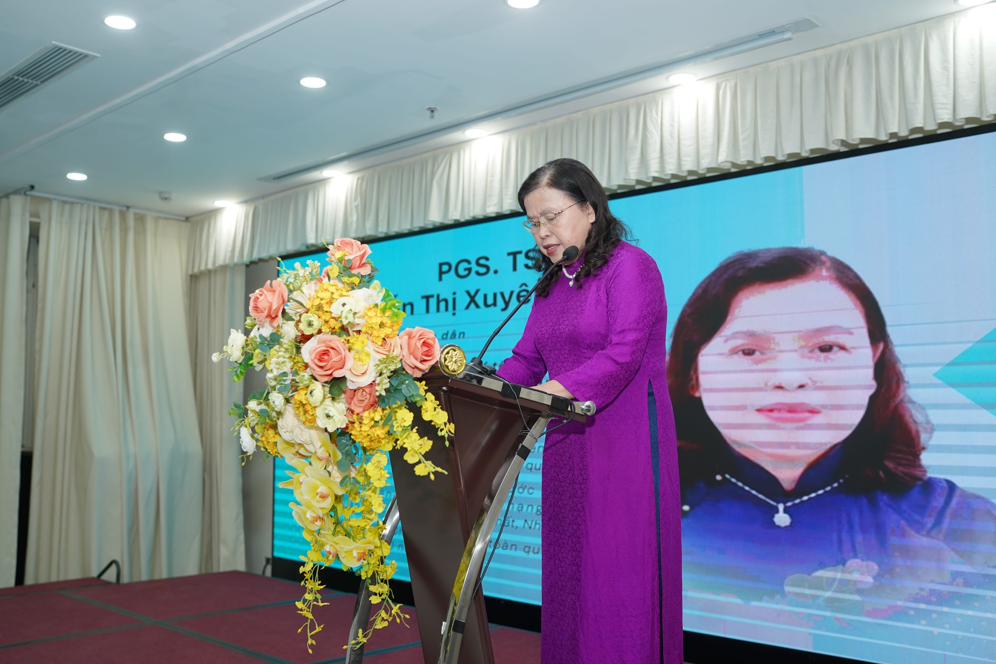 Nghiên cứu mới chỉ ra nhiều rủi ro sức khỏe người lao động làm việc ngoài trời phải đối mặt do biến đổi khí hậu- Ảnh 2.