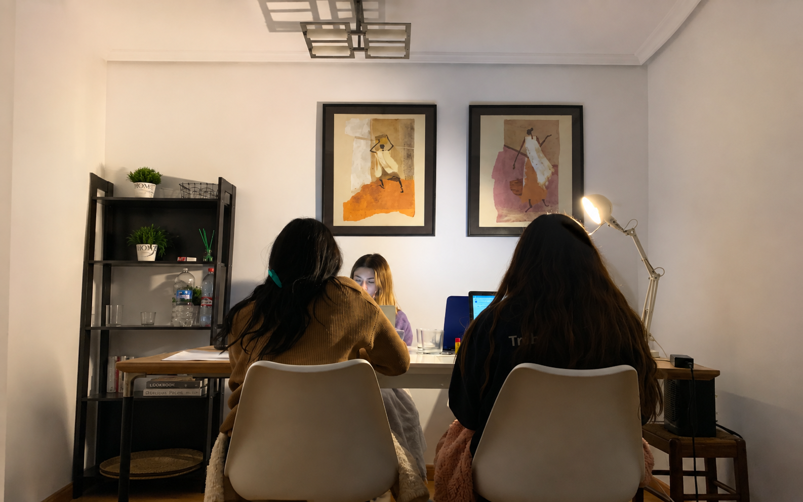3 hành động tưởng nhỏ nhưng phản ánh EQ thấp- Ảnh 2.