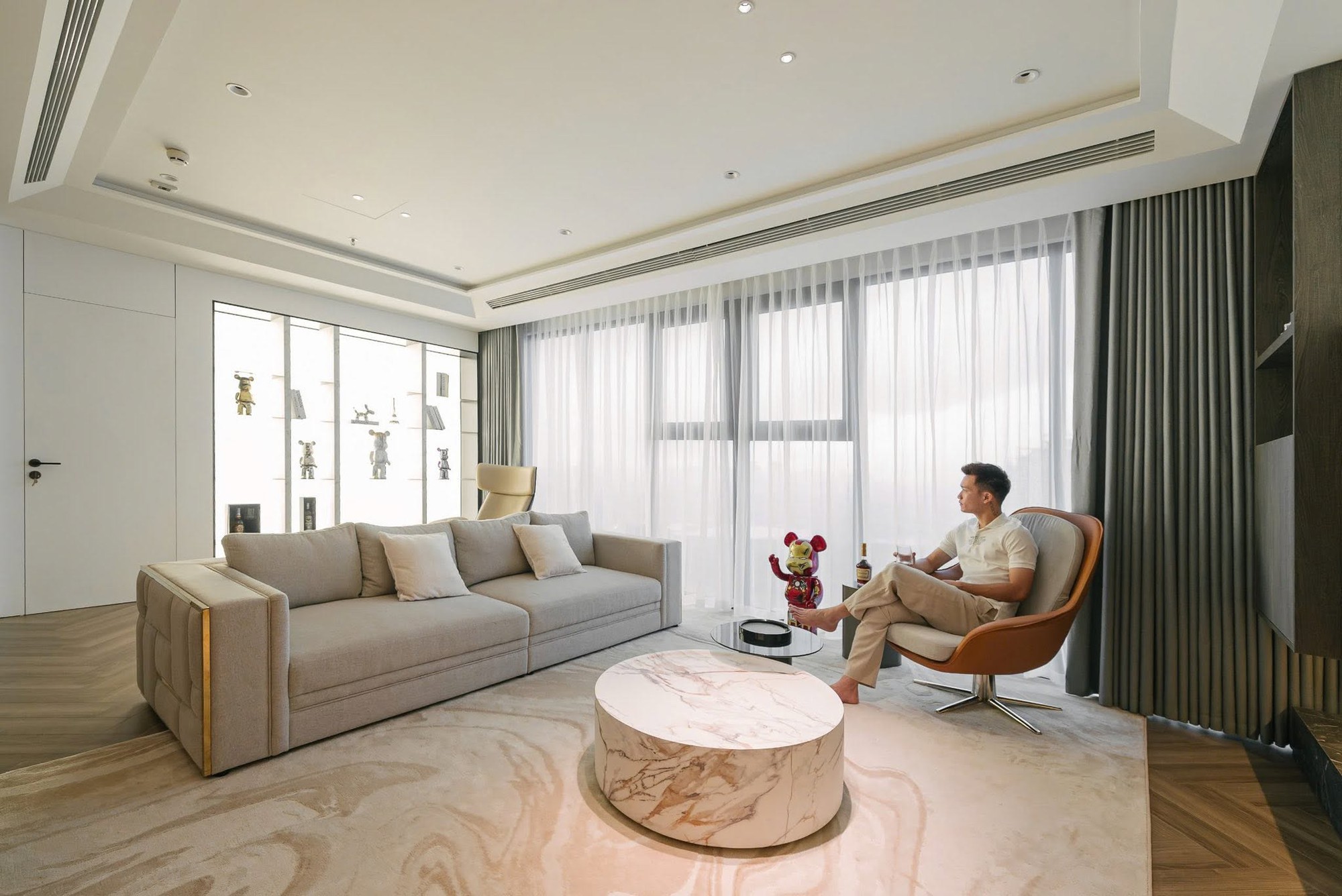 Cầu thủ tuyển Việt Nam 28 tuổi giành 3 QBV, sở hữu khối tài sản khủng nhưng tình duyên lận đận  - Ảnh 2.