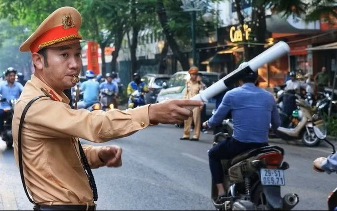 MỚI NHẤT: Nhiều tuyến đường trung tâm Hà Nội thay đổi về chiều di chuyển, người dân cần chú ý - Ảnh 1.