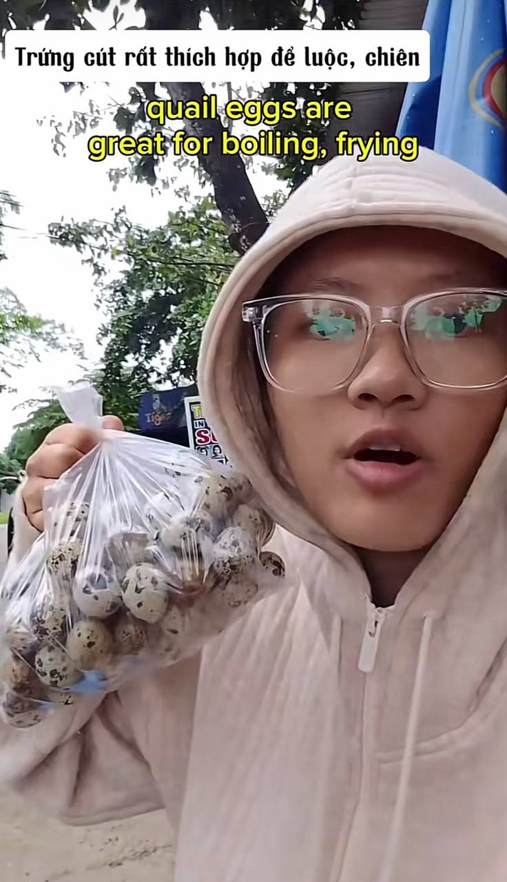 Cô gái bán trứng cút 45.000 đồng/kg nói tiếng Anh như gió, dân mạng thốt lên: “Thị trường lao động khốc liệt quá!”- Ảnh 3.