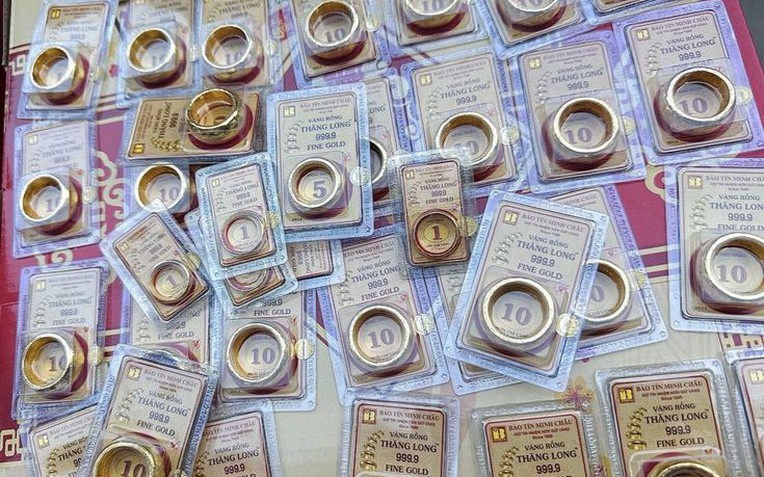 Vì sao không nên dồn toàn bộ tiền tiết kiệm vào vàng?- Ảnh 1.