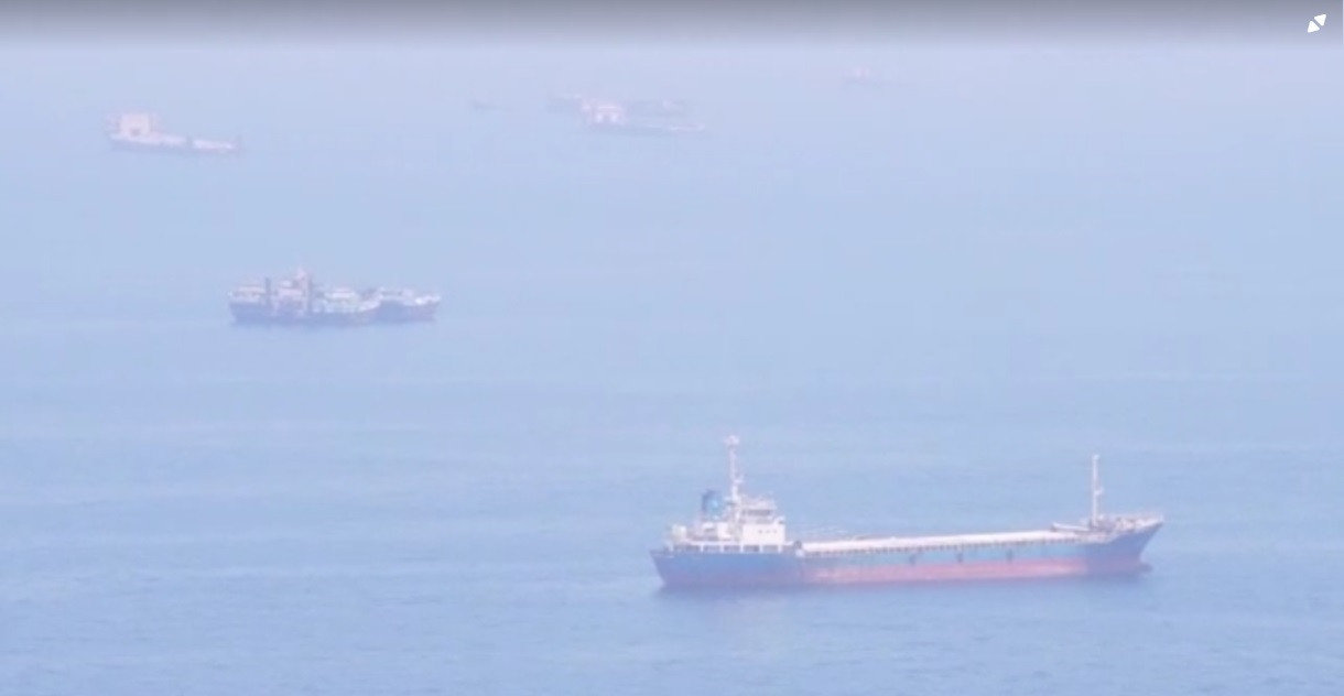 Iran tìm lối mở tại Hormuz giữa sức ép kinh tế- Ảnh 1.