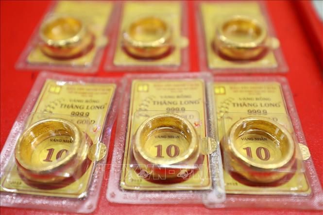 Giải mã chênh lệch giá vàng trong nước và thế giới đang thu hẹp - Ảnh 1.