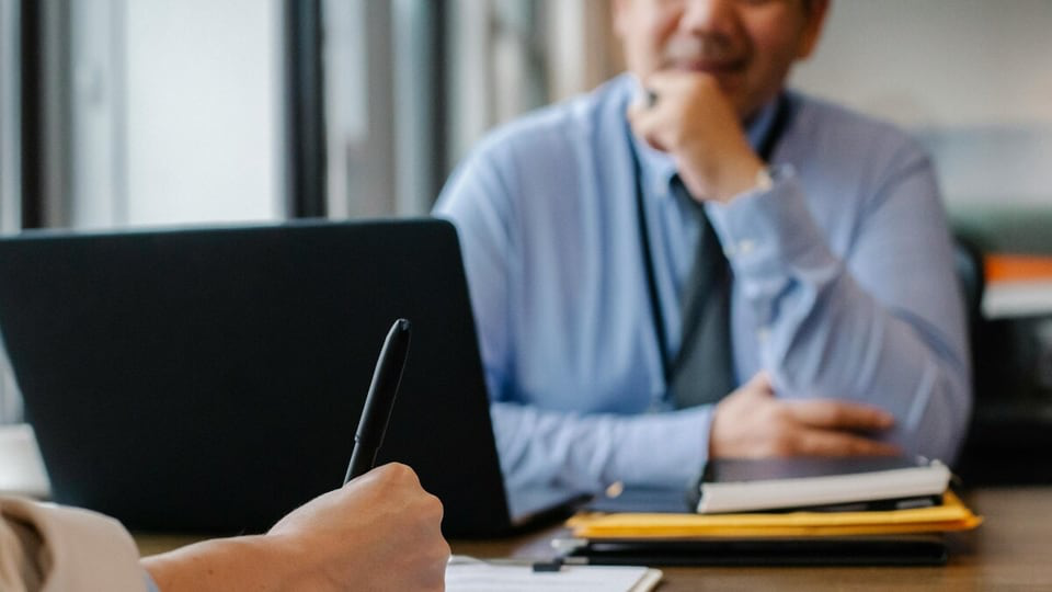 Ứng viên độc thoại trong buổi phỏng vấn, nói gì mà CEO nghe xong “bắt” đi làm luôn?- Ảnh 1.