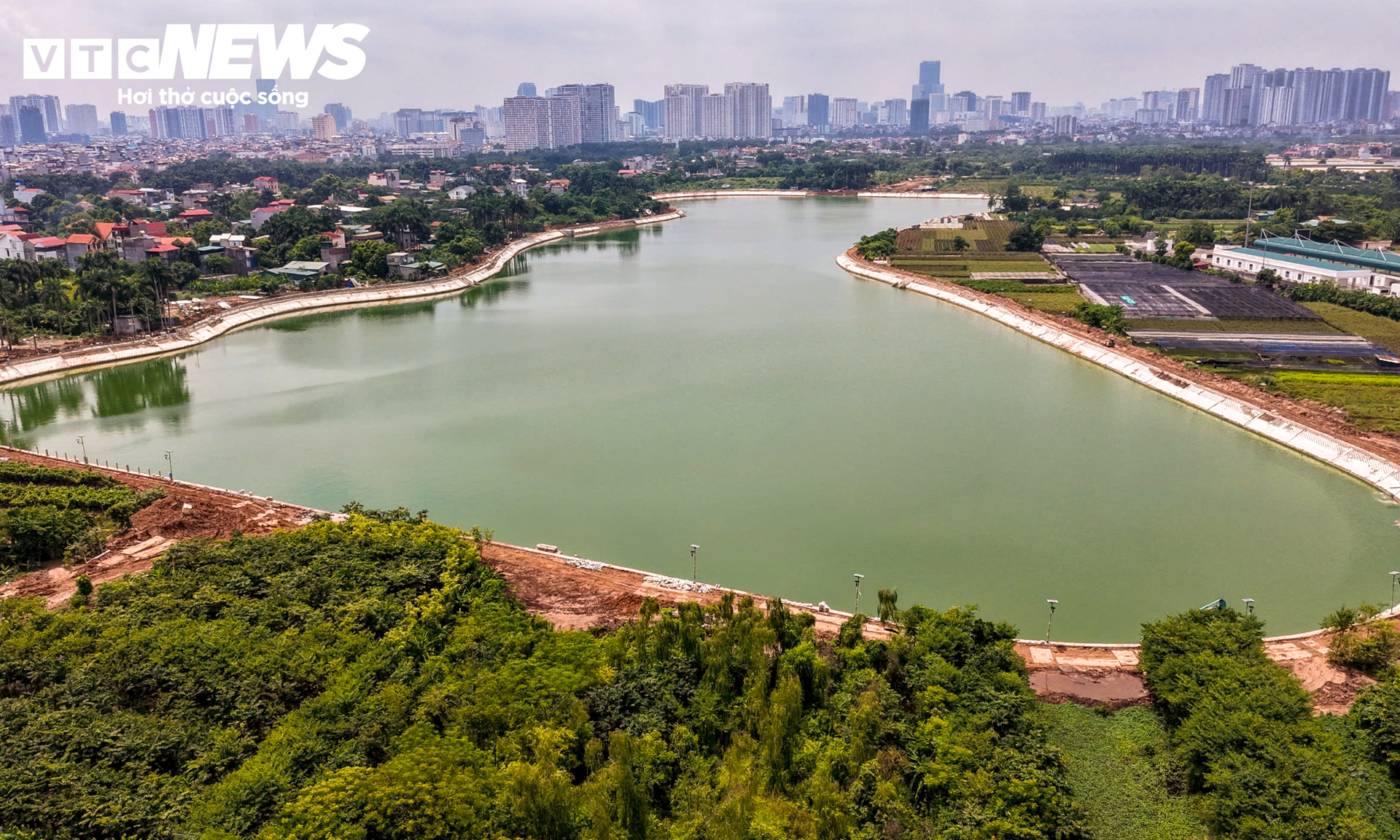Nhìn từ trên cao hồ điều hòa 717 tỷ đồng phía Tây Bắc Hà Nội- Ảnh 1.