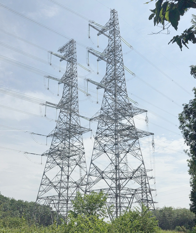 Đóng điện 2 mạch đường dây 220 kV Chơn Thành – Bến Cát- Ảnh 1.