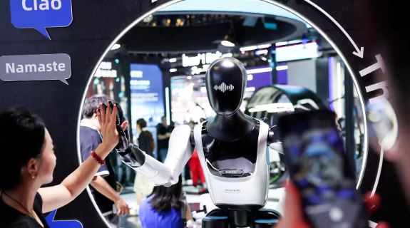 Chiếm 85% thị phần robot thế giới, Trung Quốc khởi động 'Cú sốc toàn cầu' thứ hai - Ảnh 1.