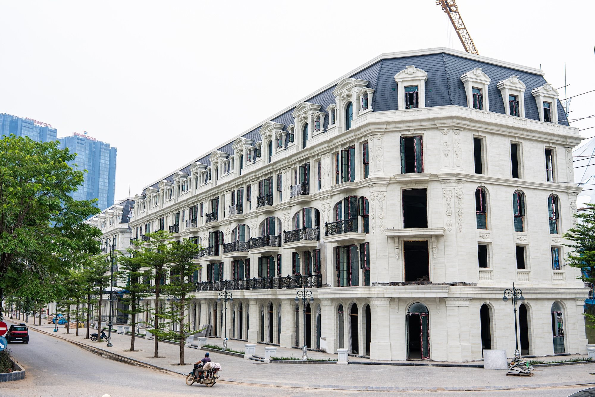 VietinBank Tower hơn 10.000 tỷ “nóng” chuyện đổi chủ, tổ hợp Sunshine Empire ngay gần kề gây chú ý với quy mô gấp 2,5 lần- Ảnh 3.