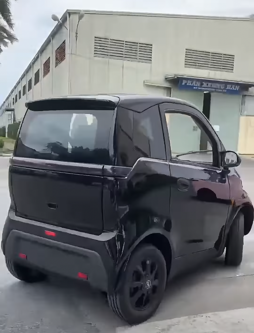 Nano S05 - Ô tô điện giá dự kiến hơn 120 triệu đồng lộ diện thực tế tại Việt Nam, dễ thành hàng 'hot' với chiều dài hơn Honda SH chỉ 20cm, pin tháo rời- Ảnh 4.
