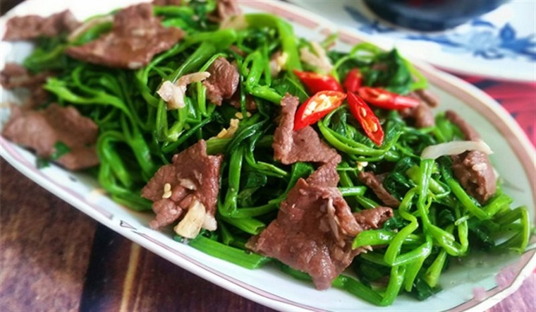 Vì sao đầu bếp chuyên nghiệp không ướp thịt bò với muối?- Ảnh 2.