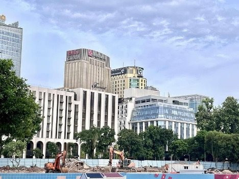Quảng trường hồ Hoàn Kiếm: Ngã tư đắc địa và trục thương mại đặc biệt đang định hình tại trung tâm Thủ đô- Ảnh 3.