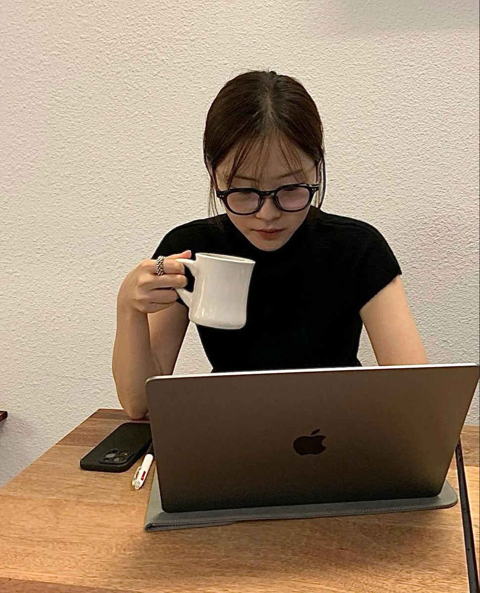 Vì sao bỏ cà phê, hạn chế ăn ngoài mà cuối tháng bạn vẫn chẳng tiết kiệm được bao nhiêu?- Ảnh 2.