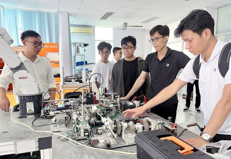 1.500 người Việt học sẽ được Chính phủ cấp học bổng toàn phần ra nước ngoài, đóng góp lớn cho nền kinh tế - Ảnh 2.