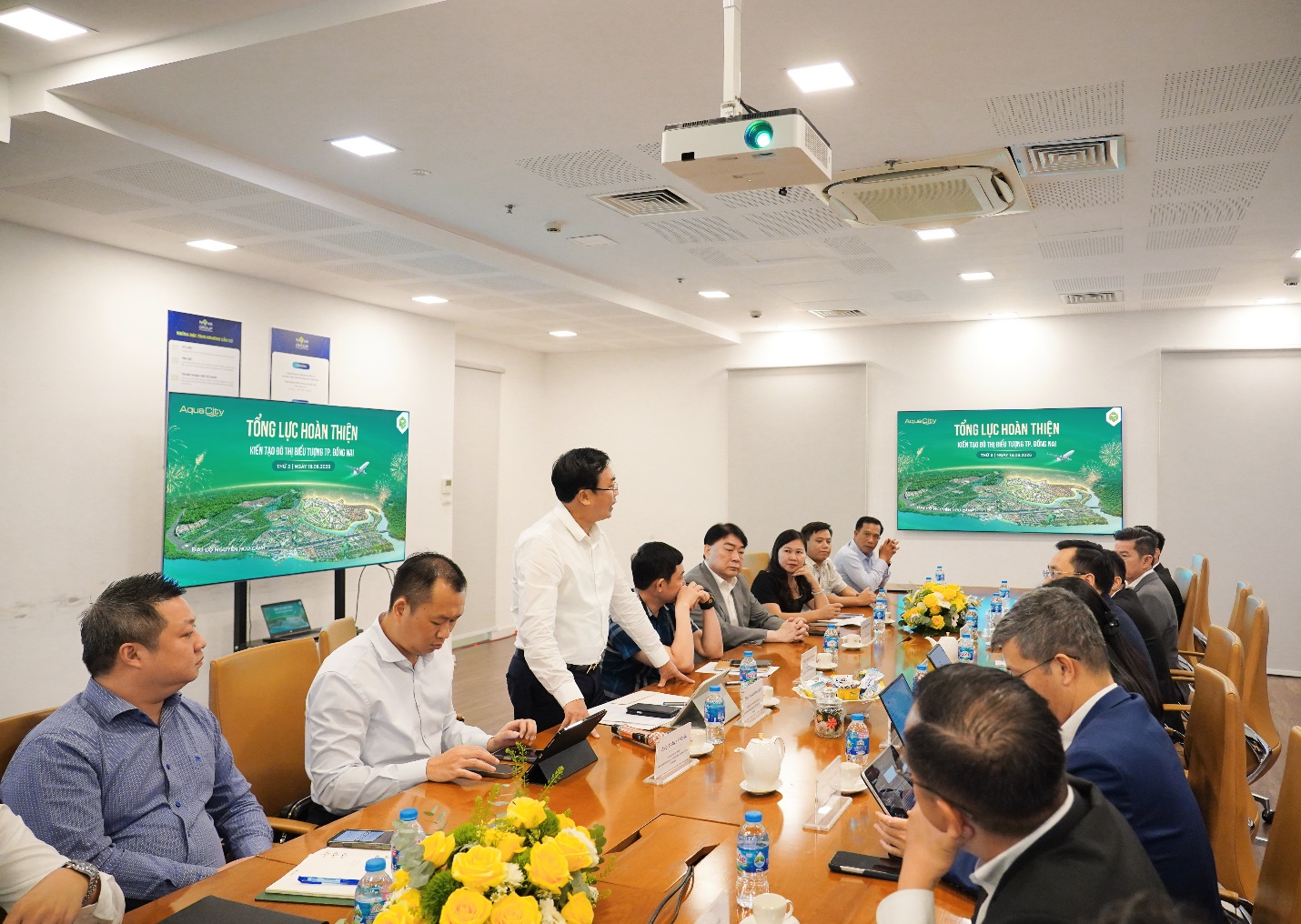 Novaland cùng đối tác ngân hàng, nhà thầu đẩy mạnh hoàn thiện Aqua City - Ảnh 3.