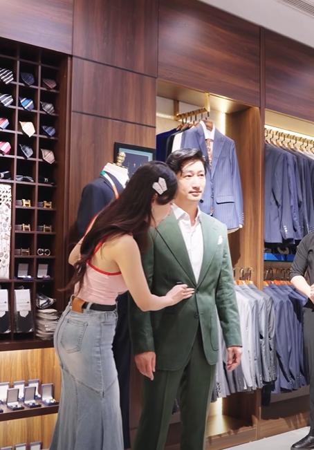 Nam NSƯT 46 tuổi sắp cưới lần 3 với đồng nghiệp kém 7 tuổi: 