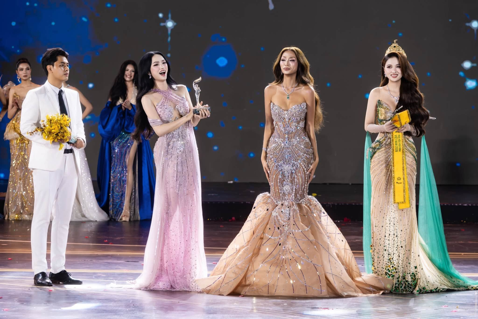 Drama chưa dứt: Bị chỉ trích sau chung kết Miss Grand Vietnam, Hương Giang lên tiếng về kết quả của Tân Hoa hậu- Ảnh 1.