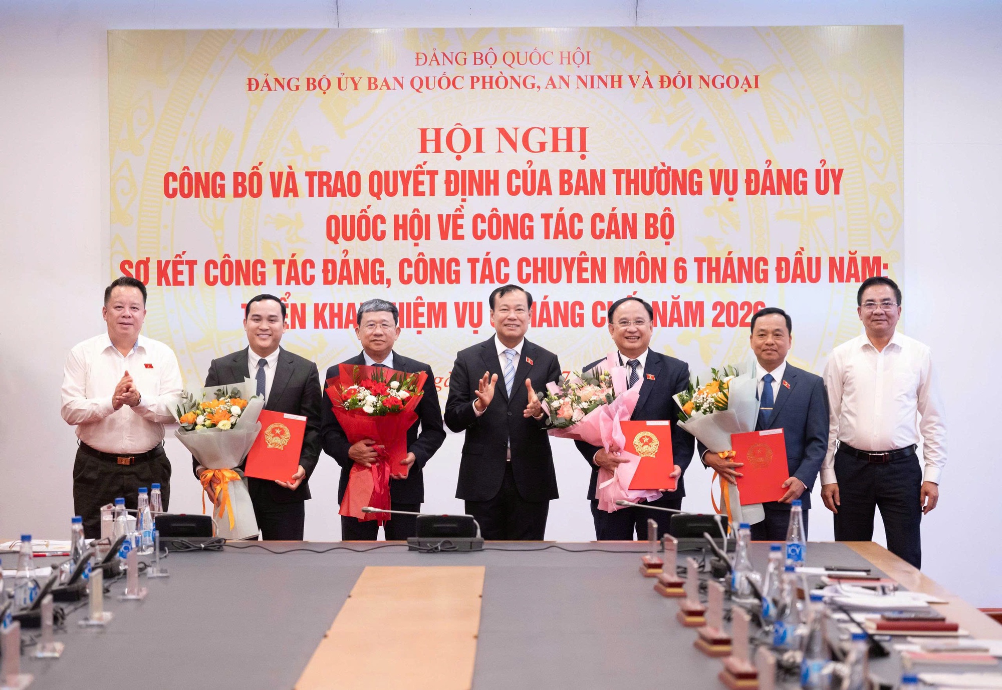 Bổ nhiệm Trợ lý Phó Chủ tịch Quốc hội; kiện toàn nhân sự Đảng bộ Ủy ban Quốc phòng, An ninh và Đối ngoại- Ảnh 3.