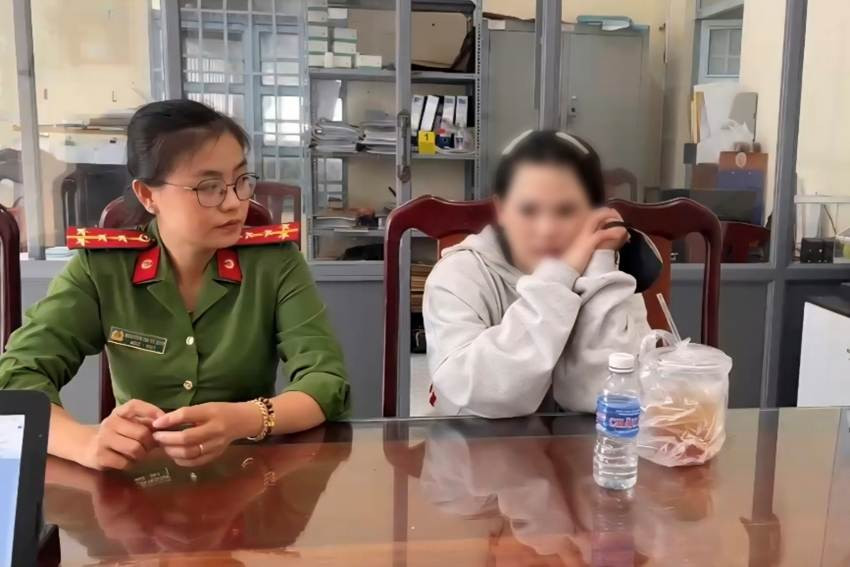 Nhận bill chuyển khoản đủ thông tin giao dịch, nhưng điên thoại chưa có thông tin này: Người dân chú ý kẻo dính bẫy - Ảnh 2.