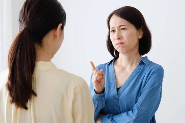 Dạy con học, người mẹ 35 tuổi phải nhập viện vì đột quỵ- Ảnh 3.