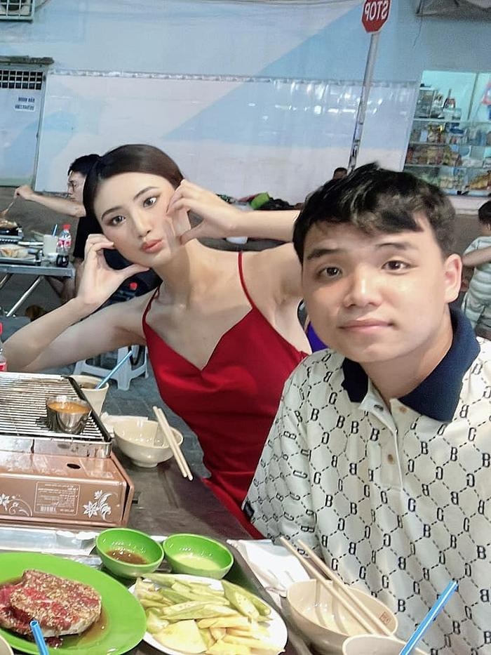 Mỹ nhân Bình Định làm chuyện không tưởng: Vừa đăng quang đã công khai bạn trai, sang Úc khi đang trong nhiệm kỳ- Ảnh 10.