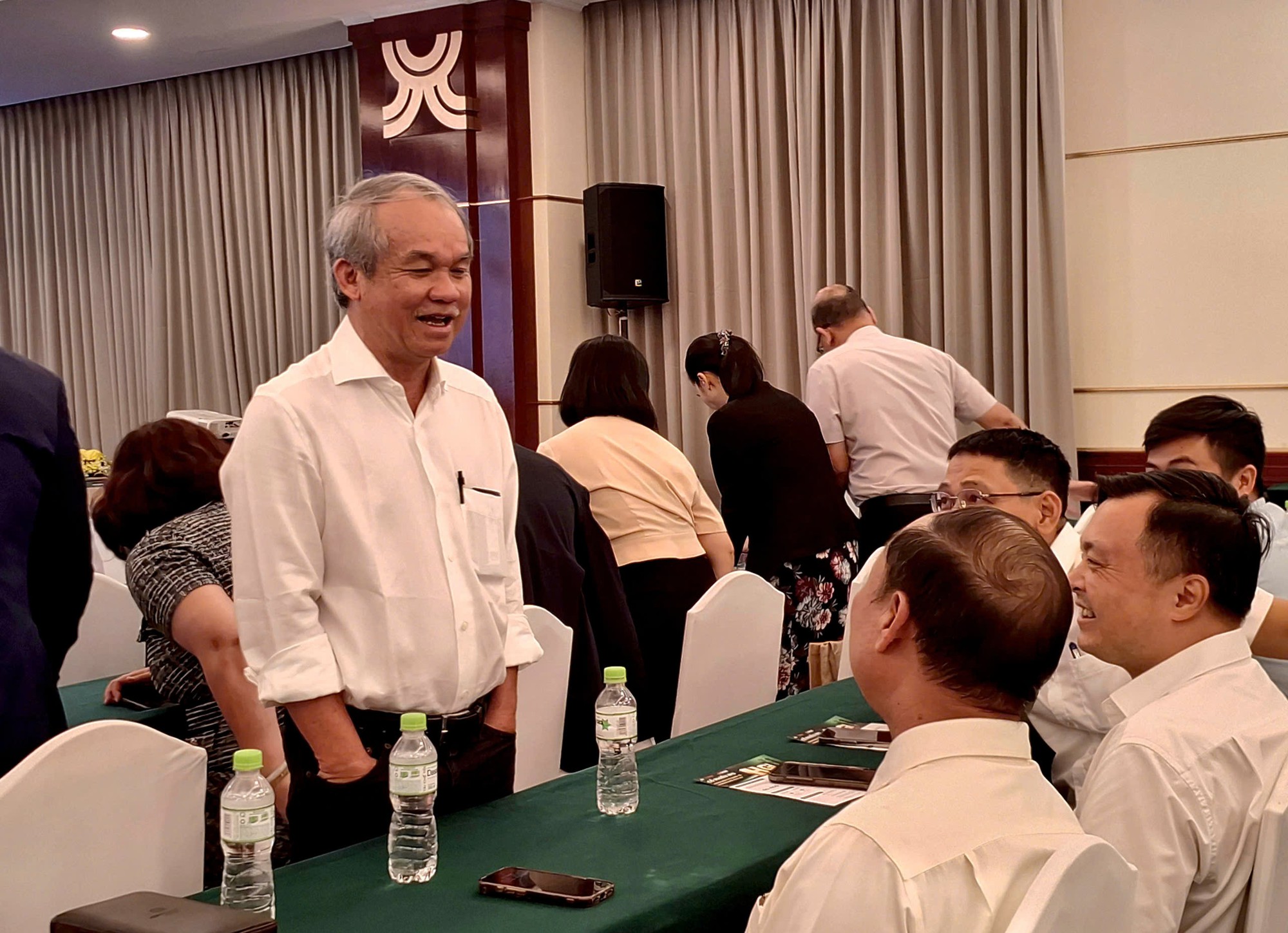 Không uống cà phê nhưng muốn sở hữu diện tích trồng cà phê lớn nhất thế giới, bầu Đức tham vọng lãi 10.000 tỷ - Ảnh 1.