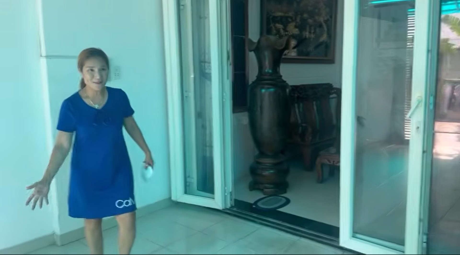 Bị con chê nhà nhỏ, nữ NSƯT mua luôn nhà tiền tỷ ở TP.HCM: "Tôi chốt trong 1 nốt nhạc"- Ảnh 2.