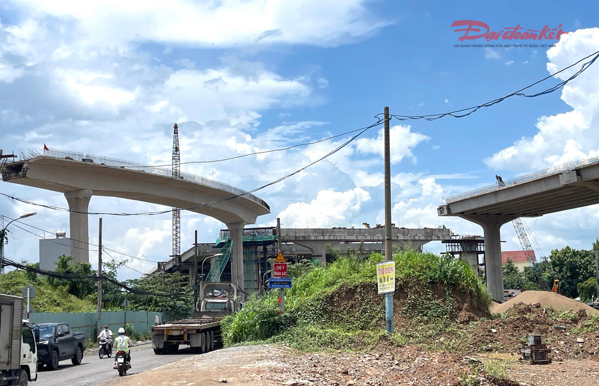 Hiện trạng nút giao Tân Vạn quy mô 3 tầng trên tuyến Vành đai 3 TPHCM- Ảnh 2.