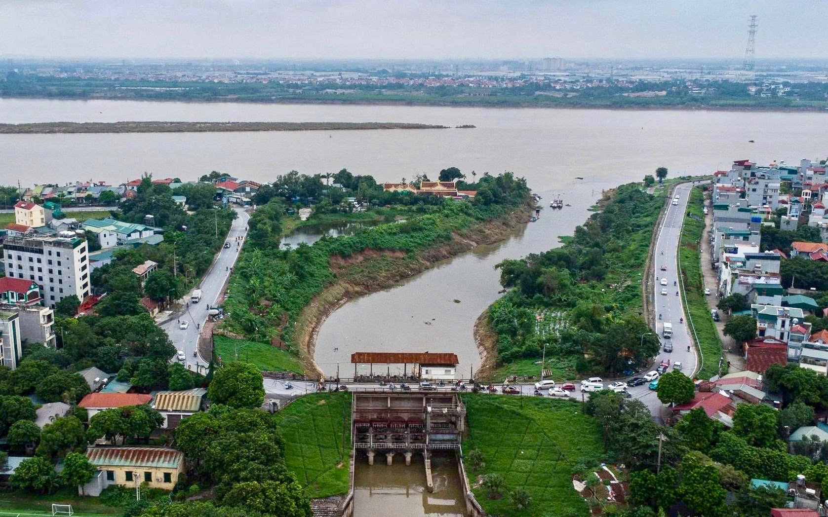 Phó Chủ tịch UBND thành phố Hà Nội Bùi Duy Cường đôn đốc tiến độ dự án Cụm công trình đầu mối Liên Mạc- Ảnh 2.