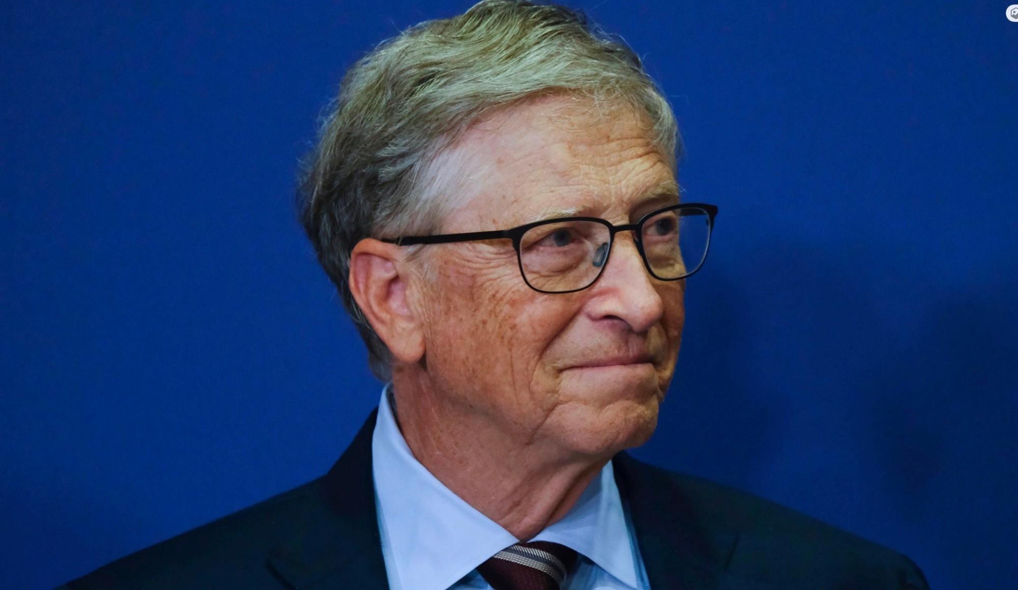 Bill Gates tiên đoán đầy “ám ảnh” về tương lai, cảnh báo nhiều ngành nghề gặp khó với làn sóng AI- Ảnh 1.