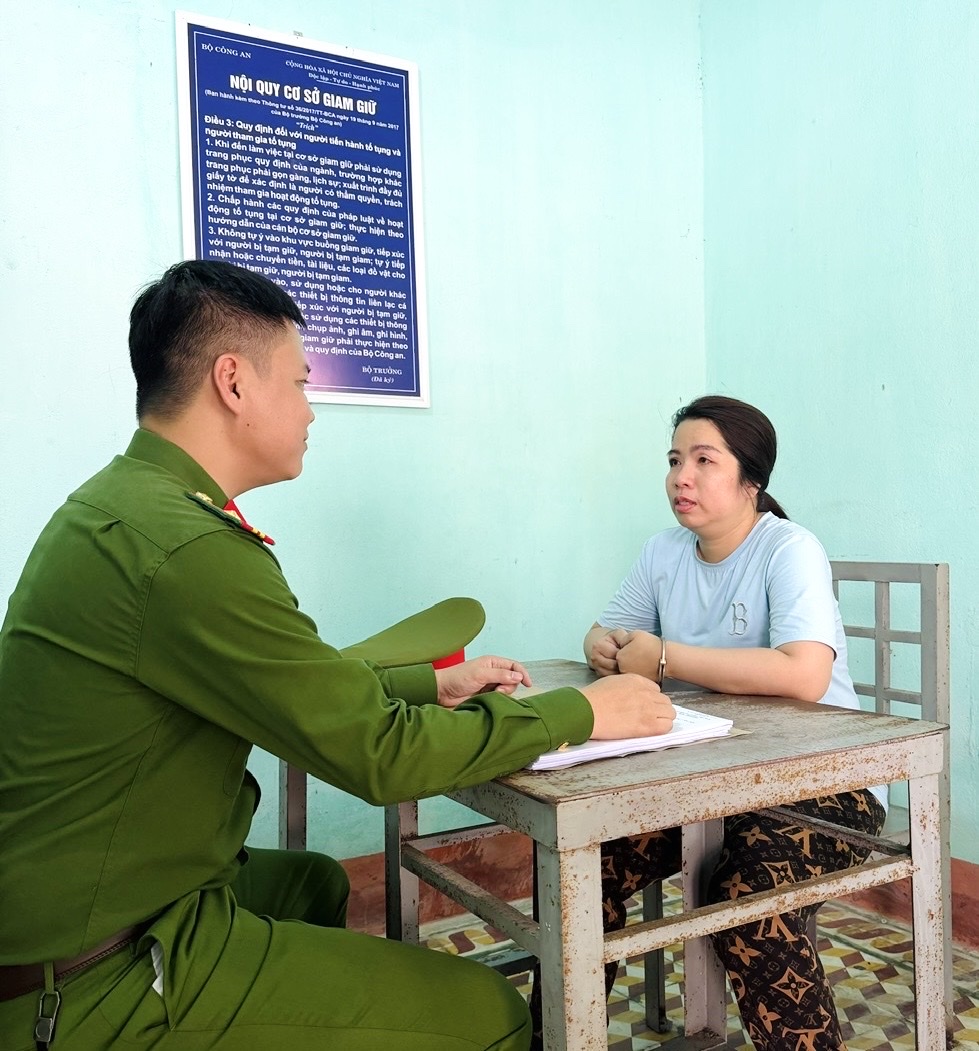 Công an công bố kết quả giám định kim cương liên quan Giám đốc Đặng Ngọc Thảo- Ảnh 3.