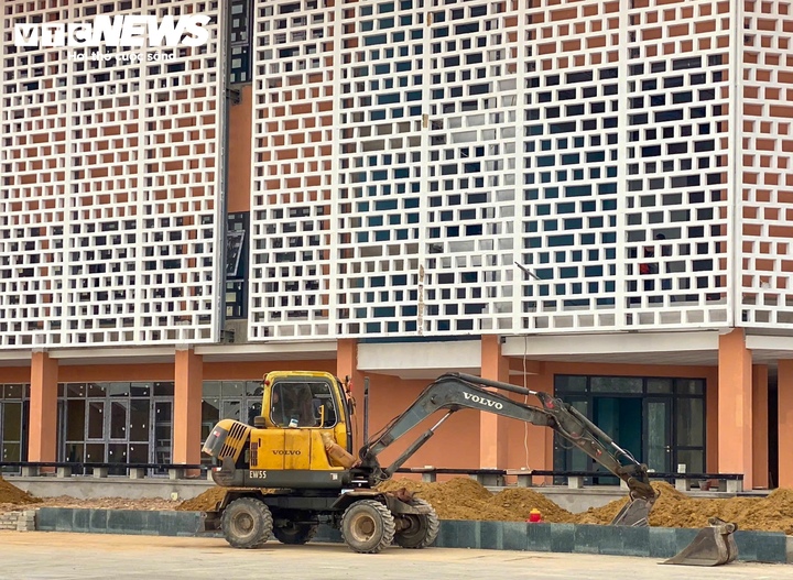 Dự án quảng trường gần 200 tỷ ra sao sau 'tối hậu thư' của lãnh đạo TP Huế?- Ảnh 3.