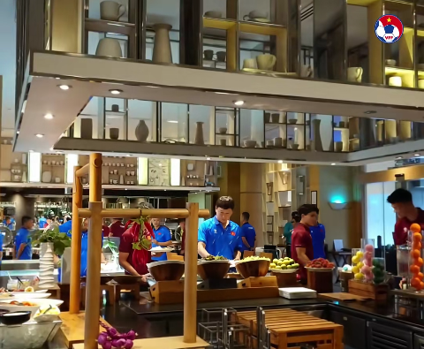 Bữa ăn của tuyển Việt Nam trước trận chung kết với Thái Lan- Ảnh 3.