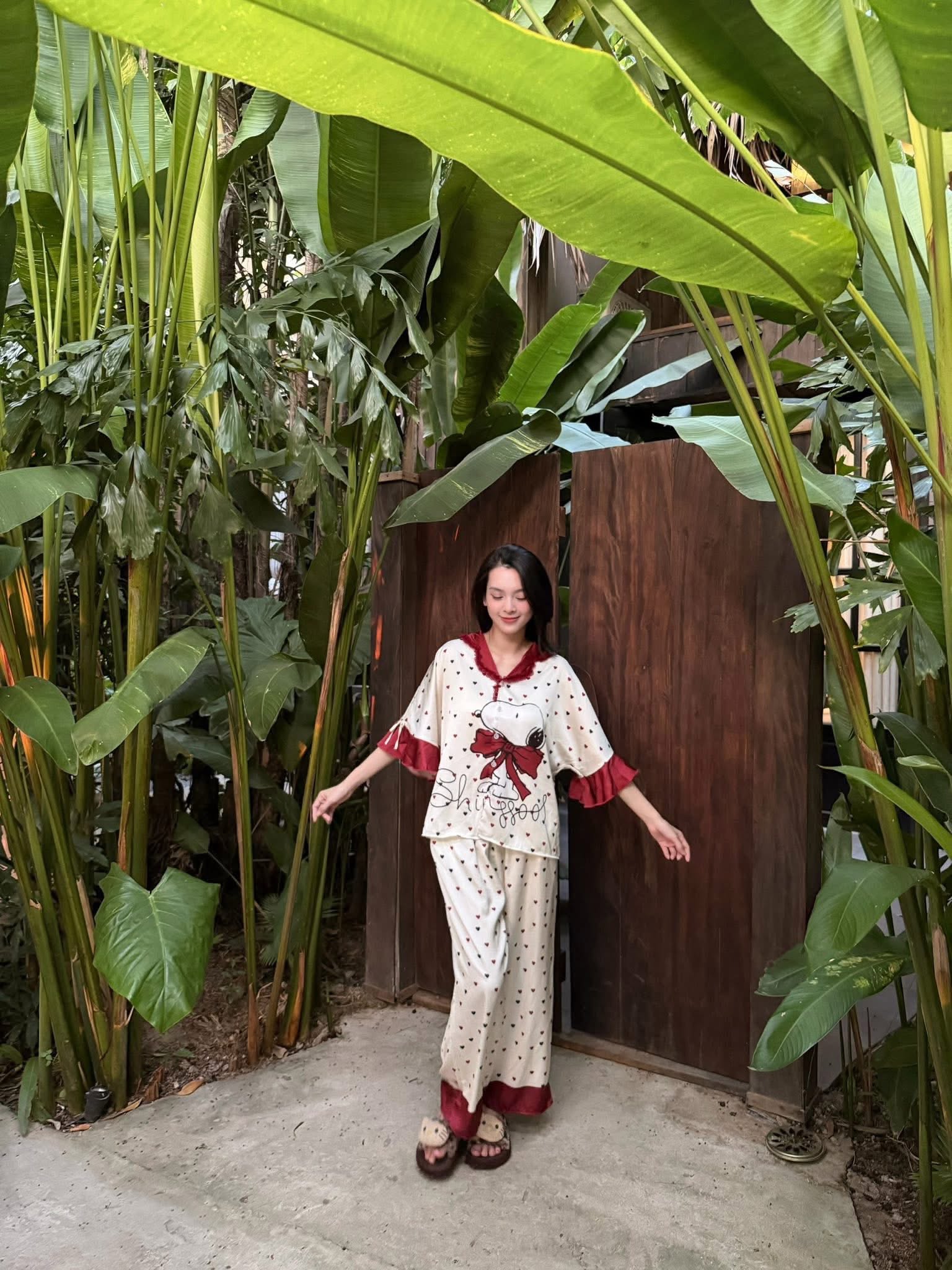 Mẹ đơn thân Vbiz được thiếu gia Vĩnh Long si mê rước về làm vợ, giờ sống trong khu nghĩ dưỡng rộng 12.000 m2- Ảnh 8.
