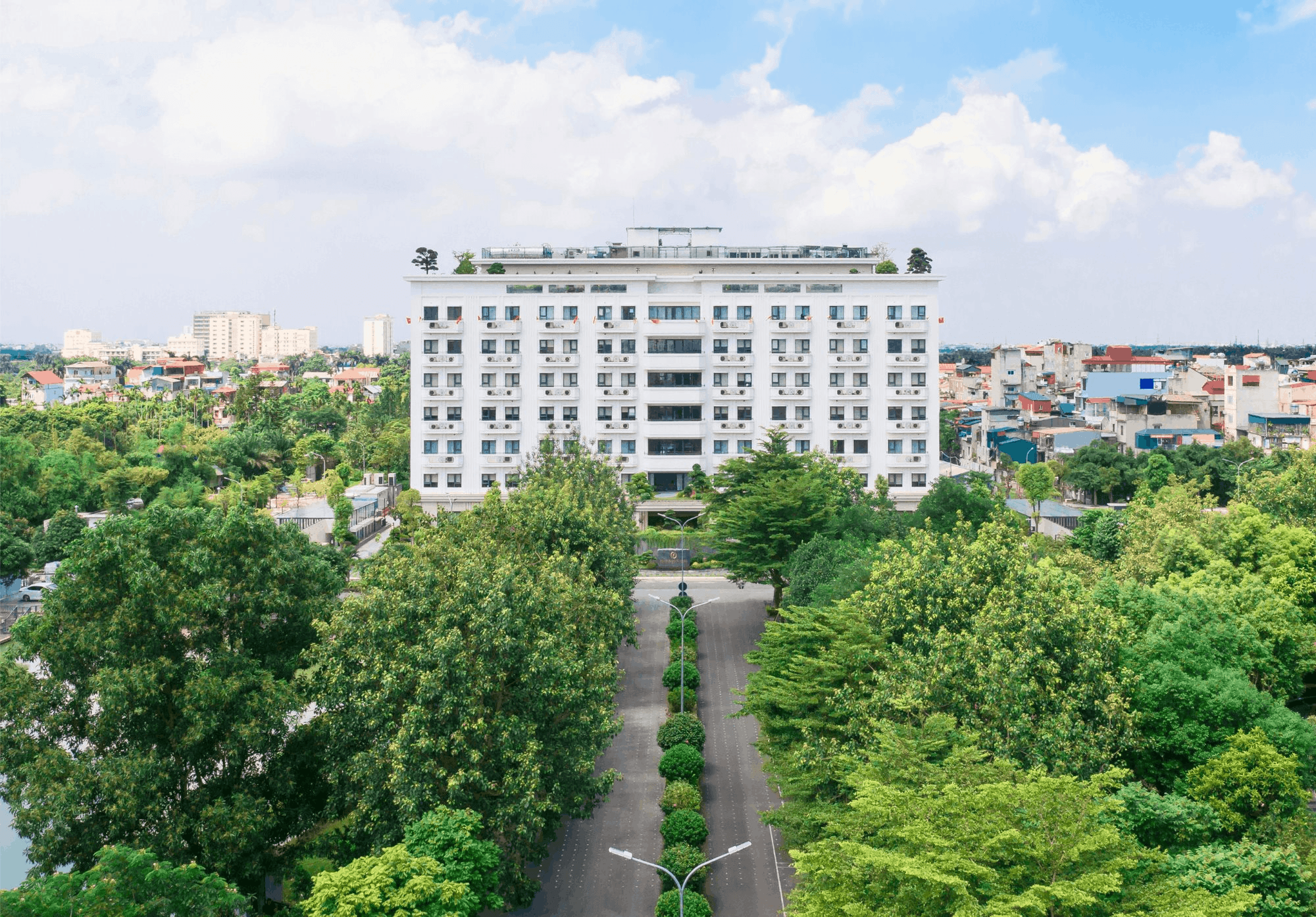 Hà Nội có 1 viện dưỡng lão - nghỉ dưỡng được đầu tư 800 tỷ đồng: Kết nối thẳng với bệnh viện, cung cấp cả dịch vụ bán trú "sáng đi, chiều về"- Ảnh 2.