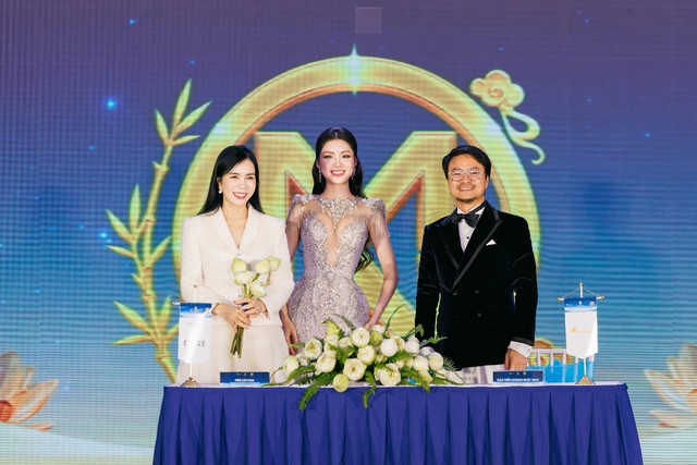 Người phụ nữ Việt đứng sau thương hiệu hơn 130 cửa hàng, đồng hành cùng dàn mỹ nhân quốc tế tại sự kiện chưa từng có ở Việt Nam - Ảnh 2.