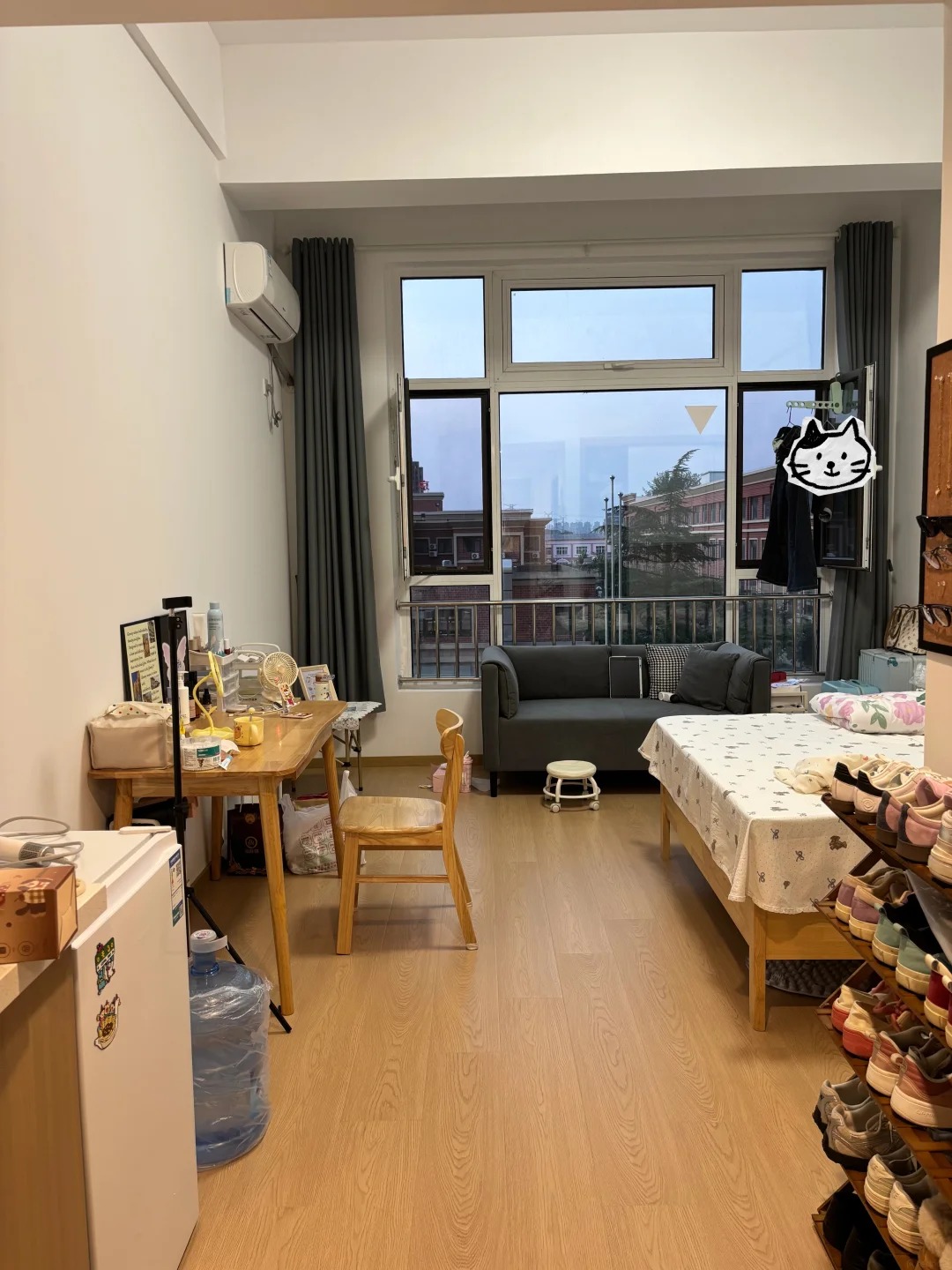 Phòng trọ 3,5 triệu/tháng, 20m2 của nữ sinh viên năm cuối khiến cô hối hận - Ảnh 3.
