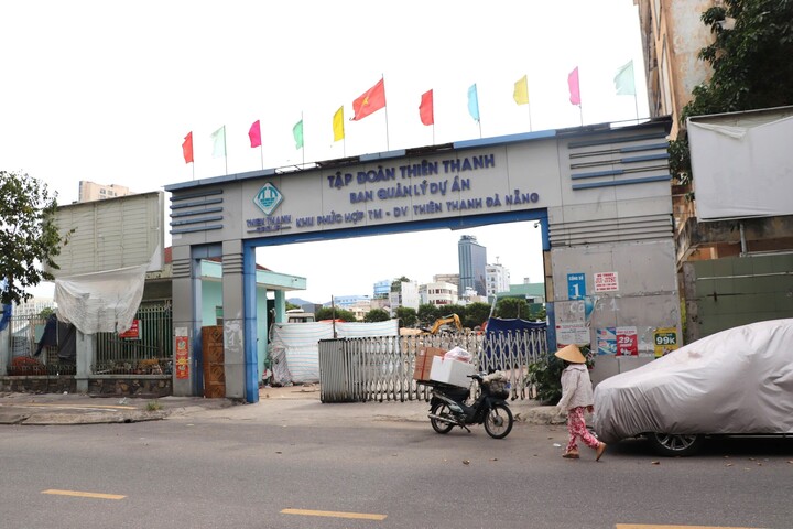 Cận cảnh sân vận động Chi Lăng sau 3 lần đấu giá bất thành- Ảnh 3.
