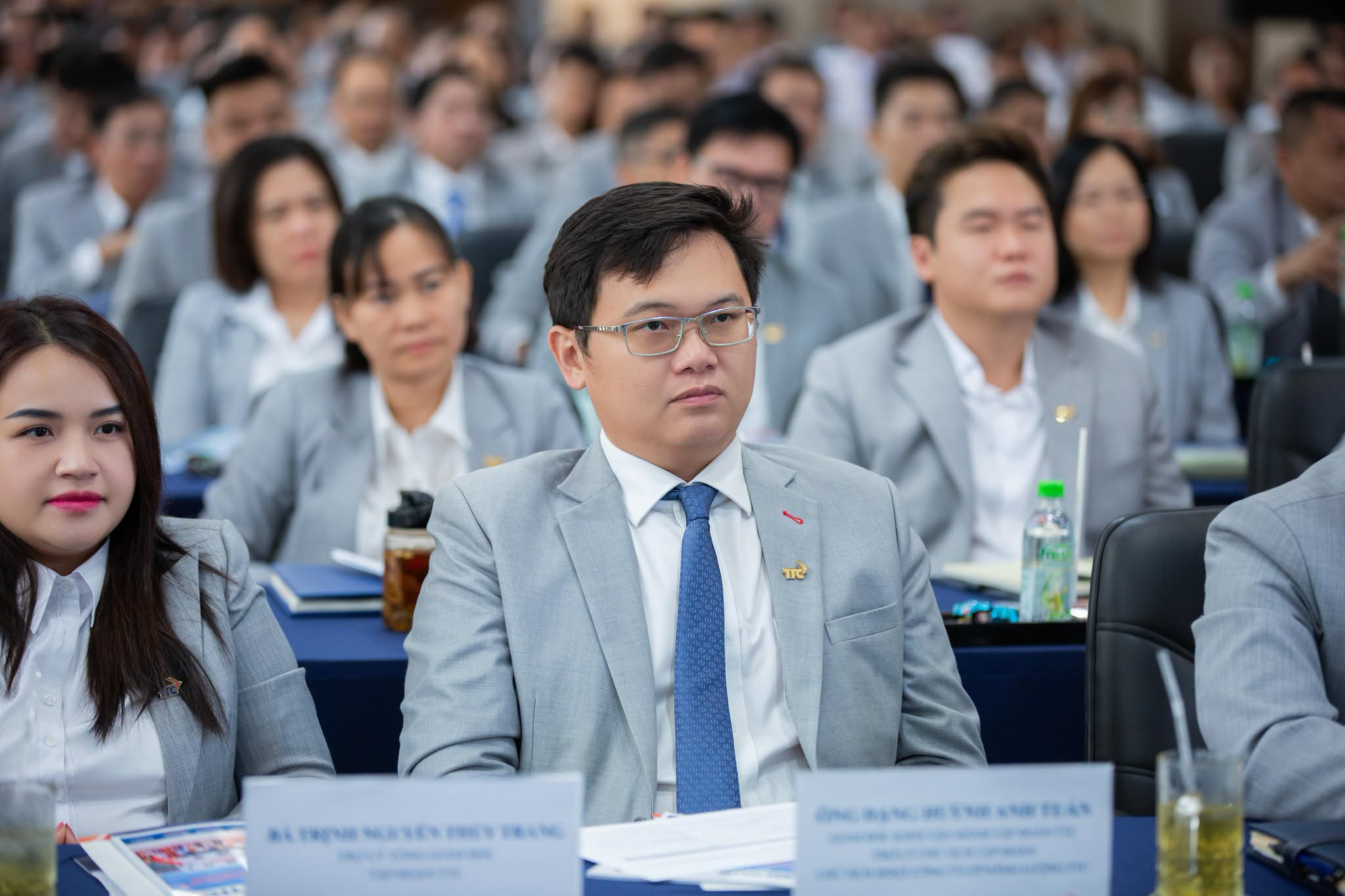 Ông Đặng Huỳnh Anh Tuấn và bà Trịnh Nguyễn Thùy Trang